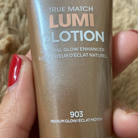 L’Oréal Paris true match lumi glotion in medium glow 903 - Picture 2 of 4